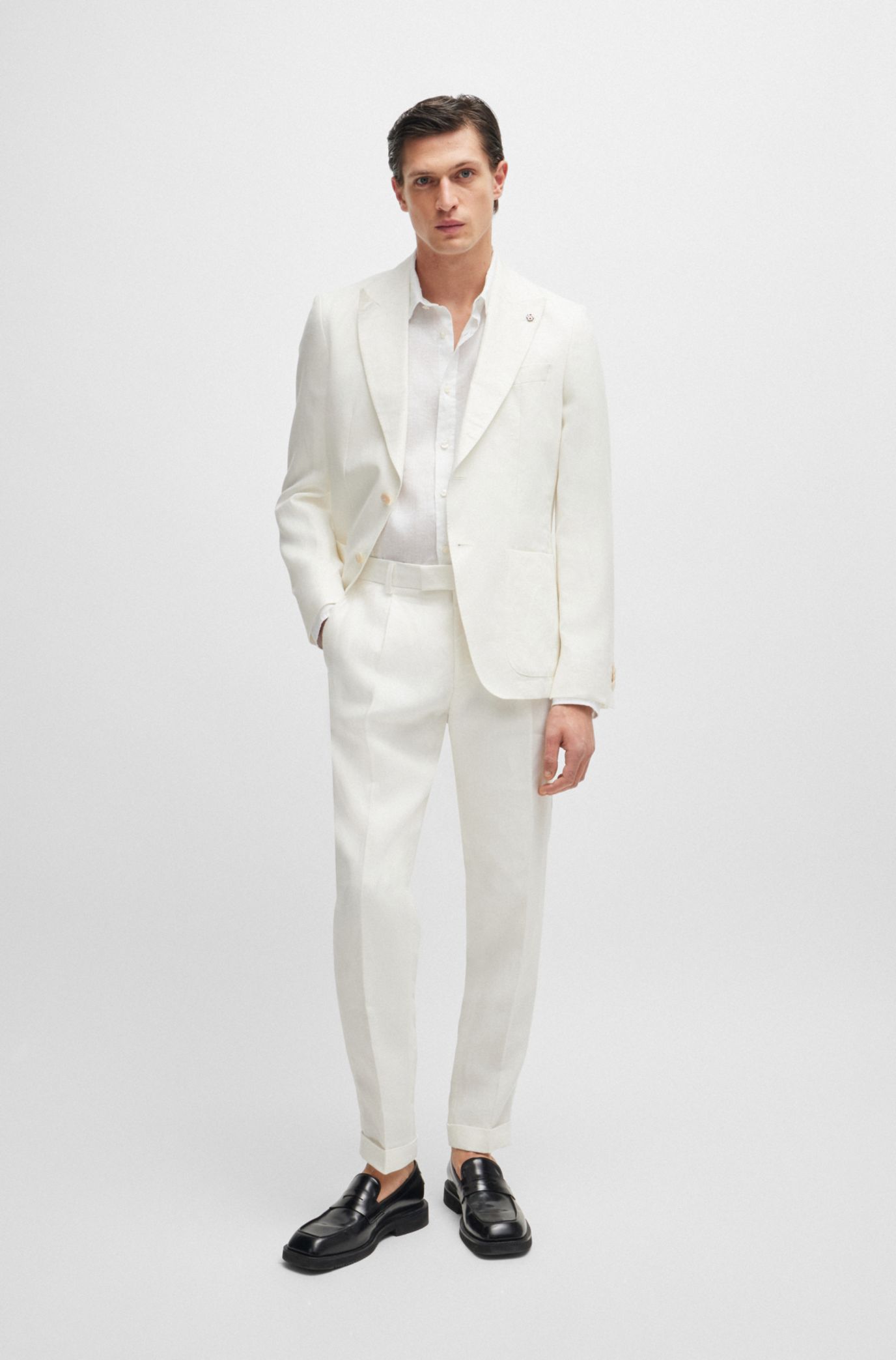 Slim-fit jacket in micro-patterned linen