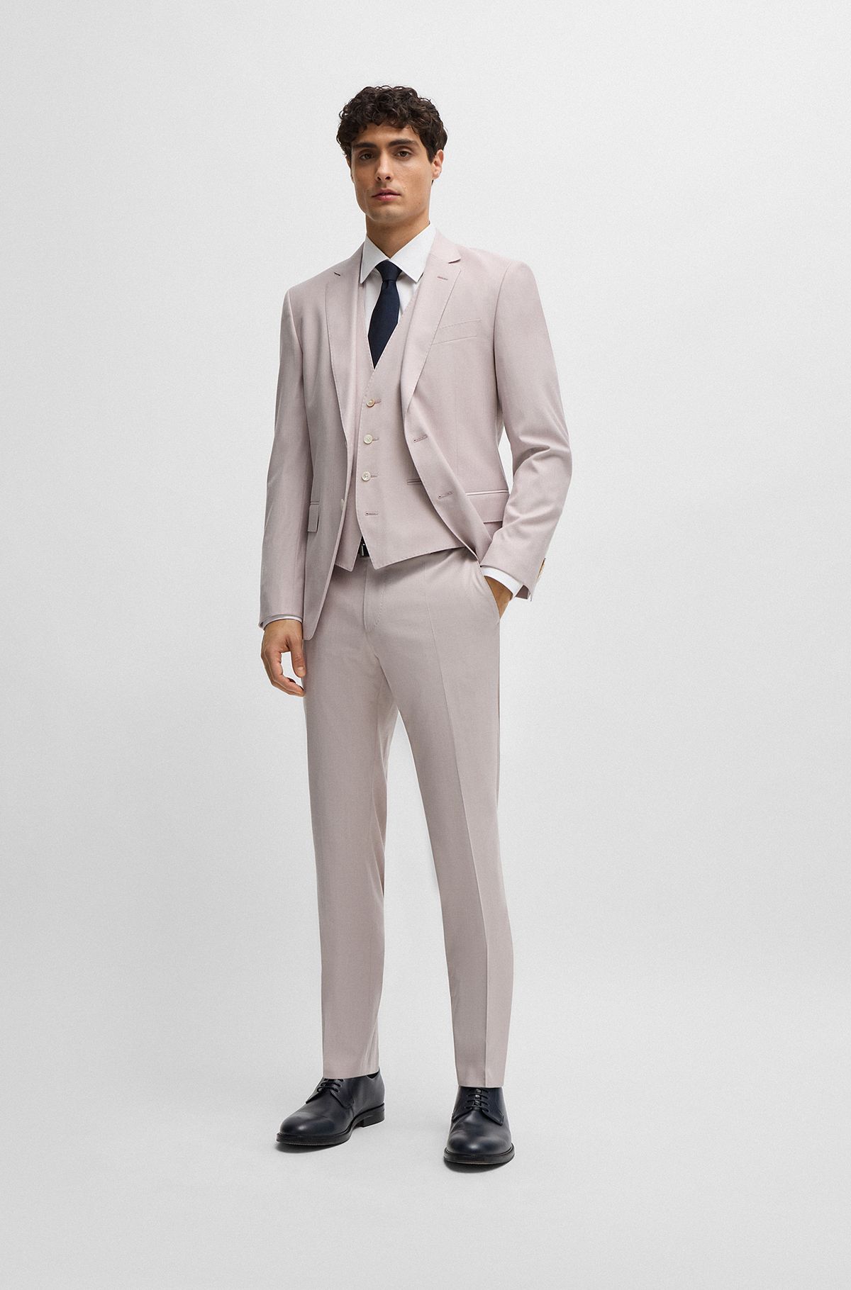HUGO BOSS Three-piece Suits – Elaborate designs