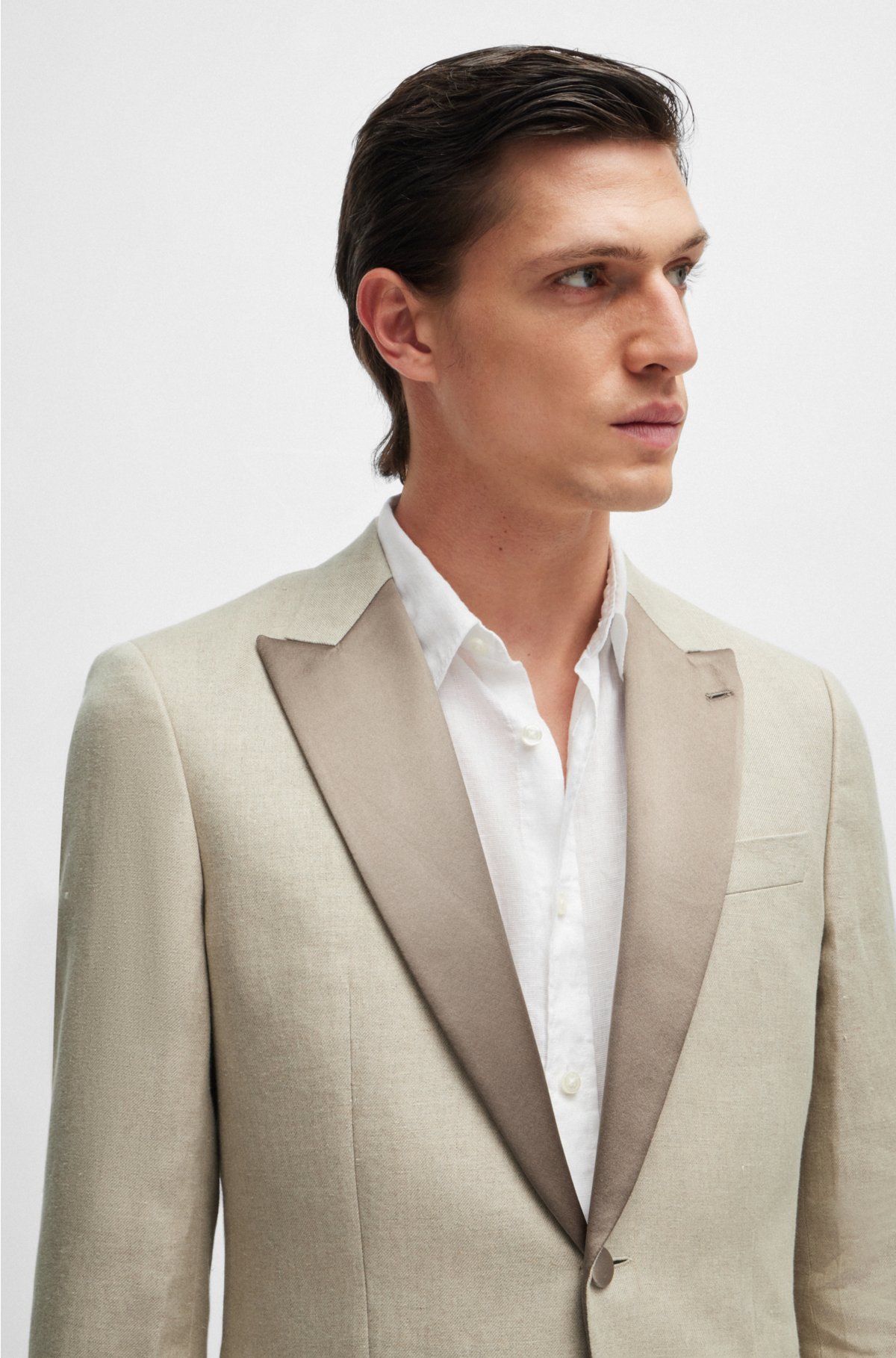 Slim-fit tuxedo in micro-patterned linen, Beige