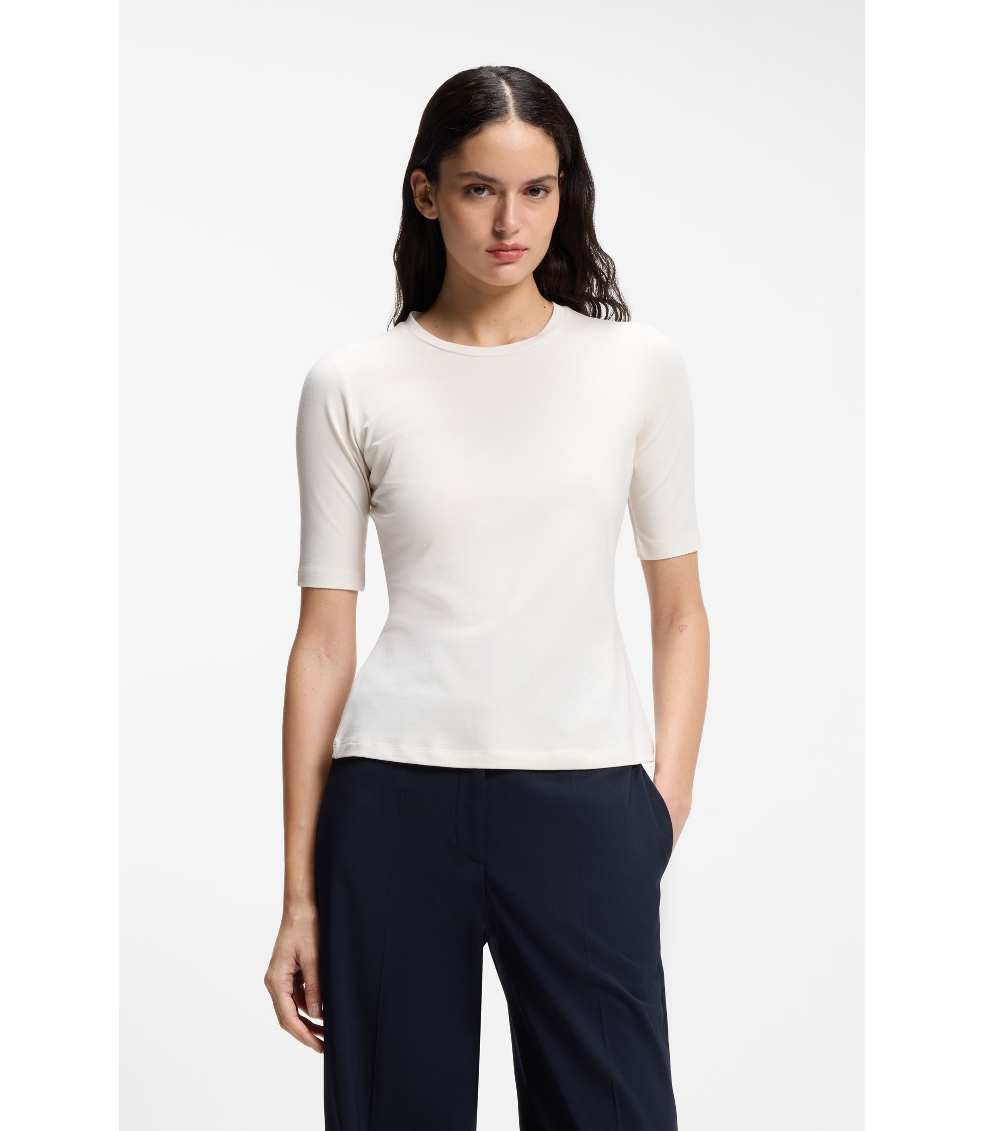 Slim-Fit T-Shirt aus elastischem Baumwoll-Modal-Mix