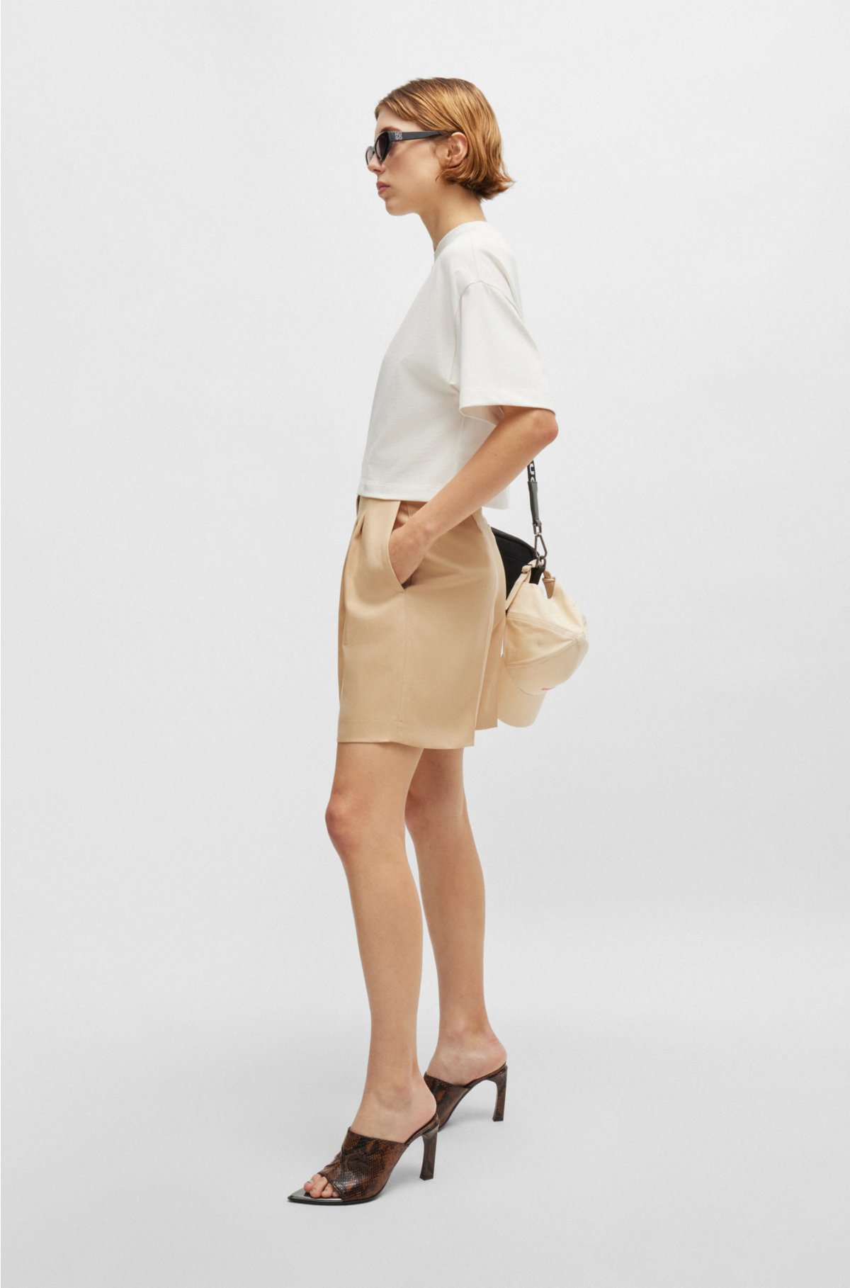 Relaxed-fit shorts with wide leg and front pleat, Light Beige