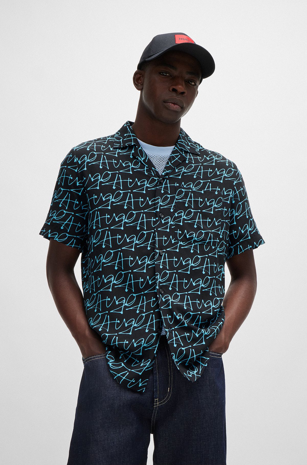 Relaxed-fit short-sleeved shirt with seasonal print, Black Patterned