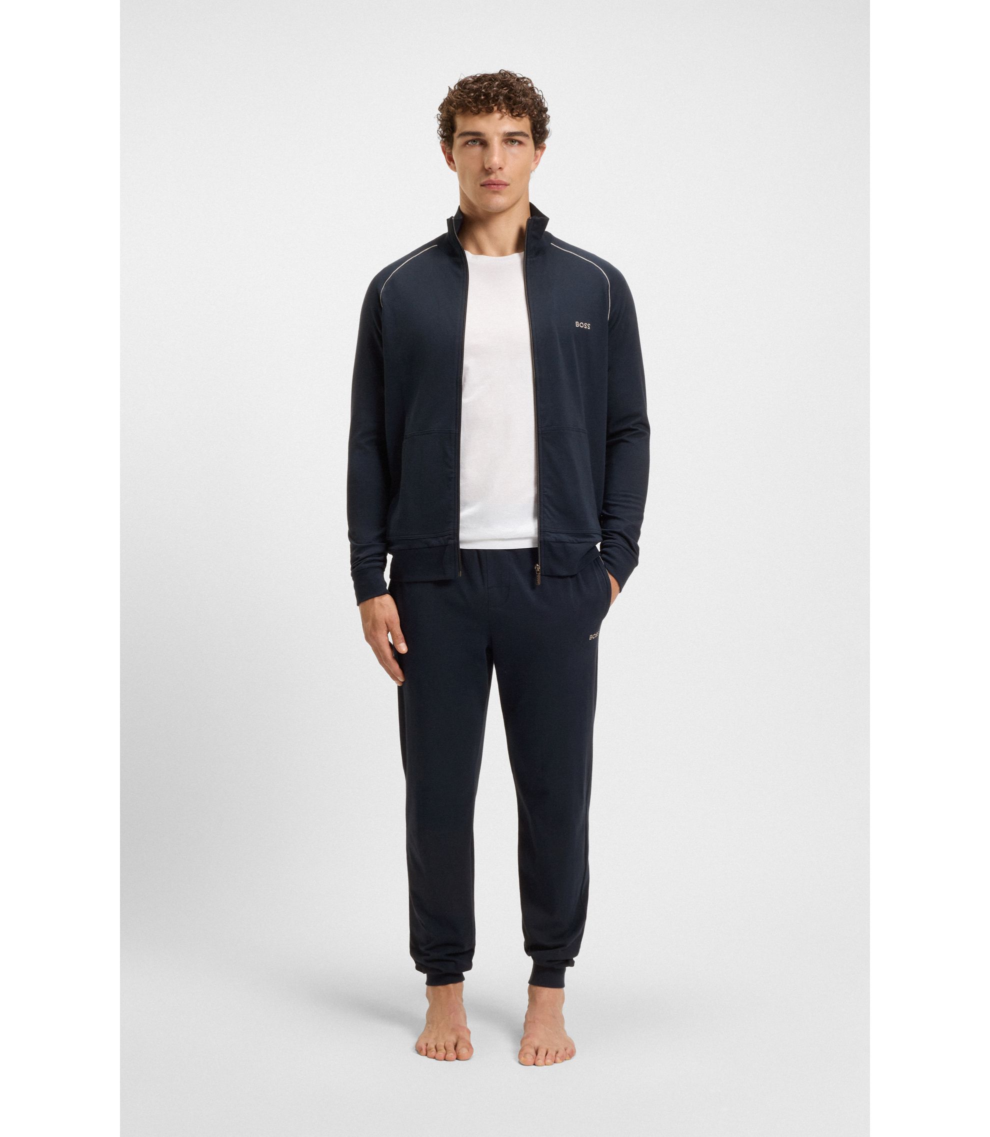 ブランデー BOSS Ashley Shadowboxer Shadowboxer Power Lift Recliner 4710212