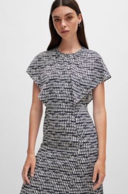 Short-sleeved dress in abstract-patterned fabric, Patterned