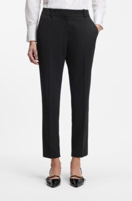 Slim-fit trousers with a cropped length