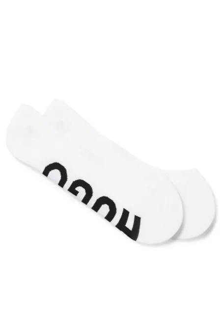 Two-pack of invisible socks with silicone heel