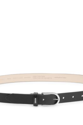 Ceinture en cuir grain&eacute; italien avec passant logot&eacute;, Noir