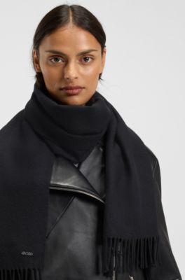 Wool woven scarf with logo rivet, Black