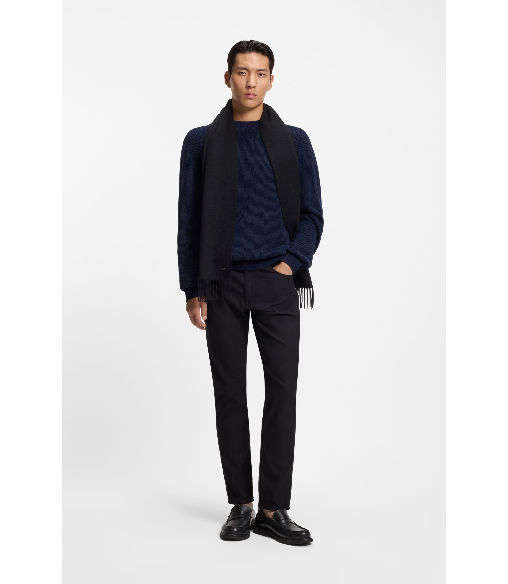 BOSS - イタリア製マフラー ウール ロゴパッチ - ブラック