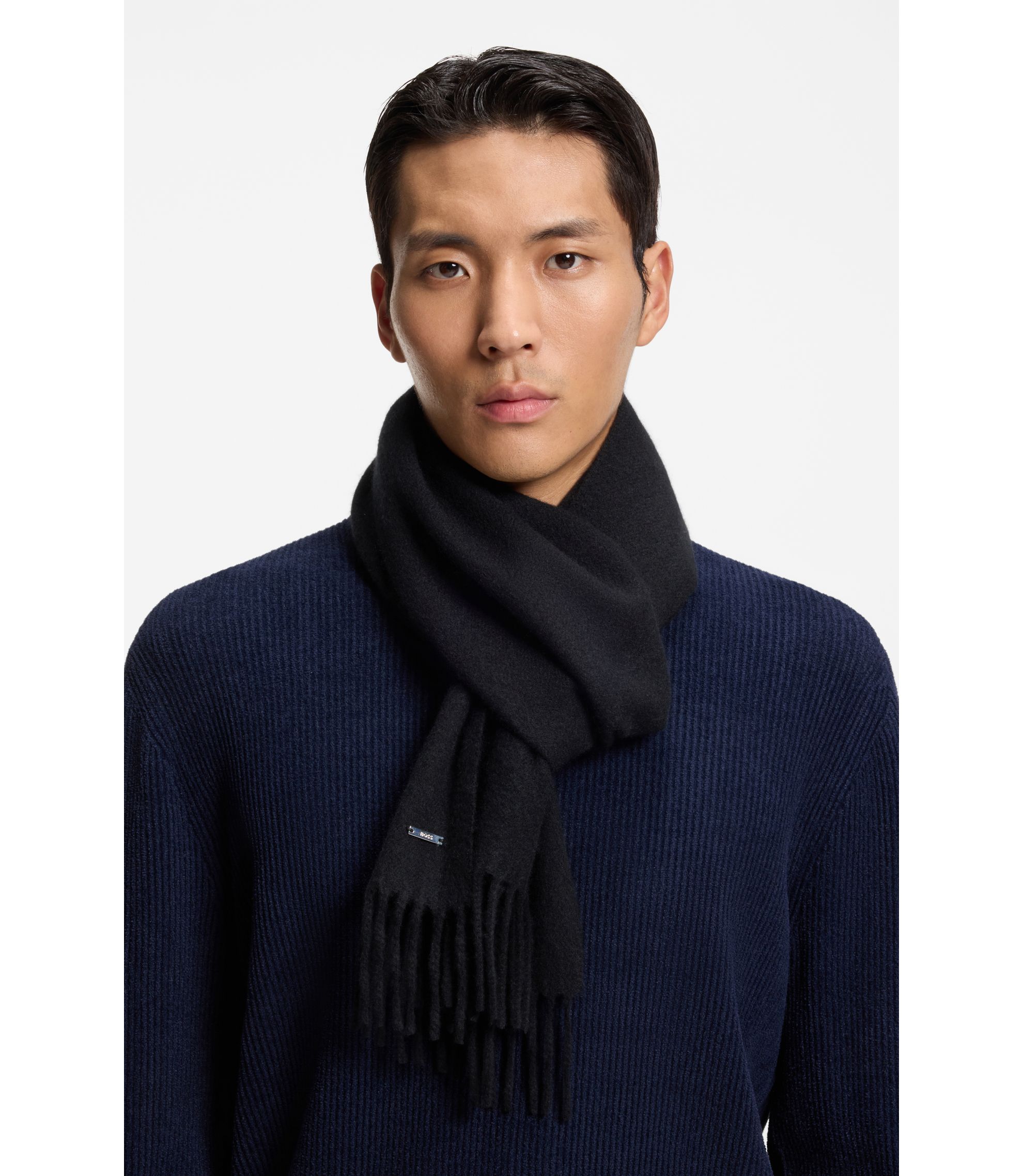 BOSS - イタリア製マフラー ウール ロゴパッチ - ブラック