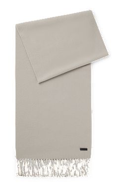 Italian-made scarf in wool with logo patch