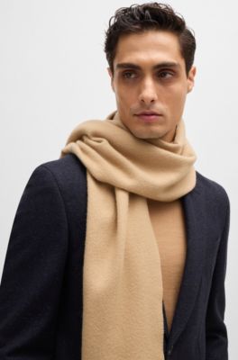 BOSS - Cachecol de lã com etiqueta de logótipo e franjas torcidas - Beige