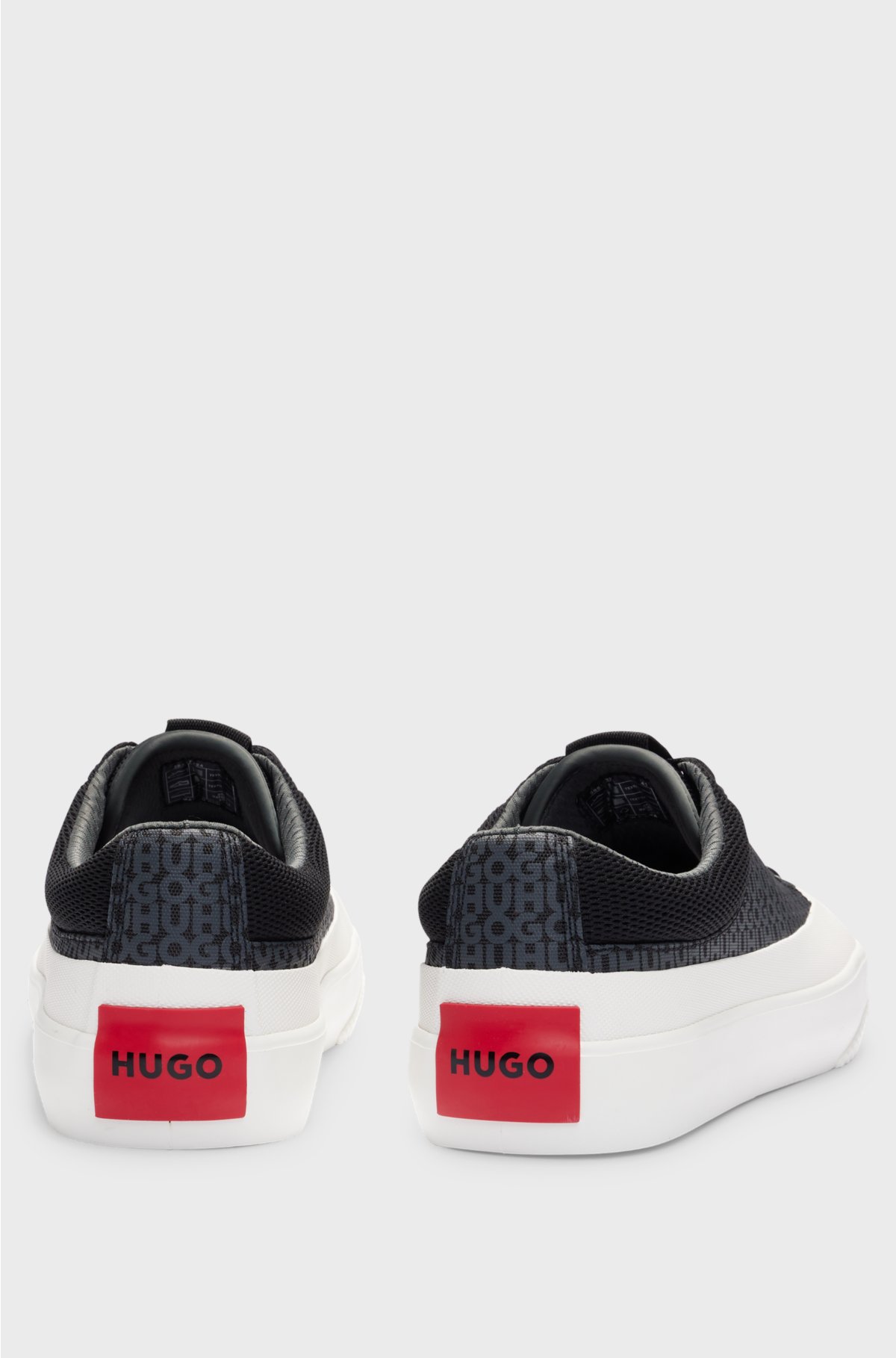 Repeat-logo trainers with rubber sole, Black