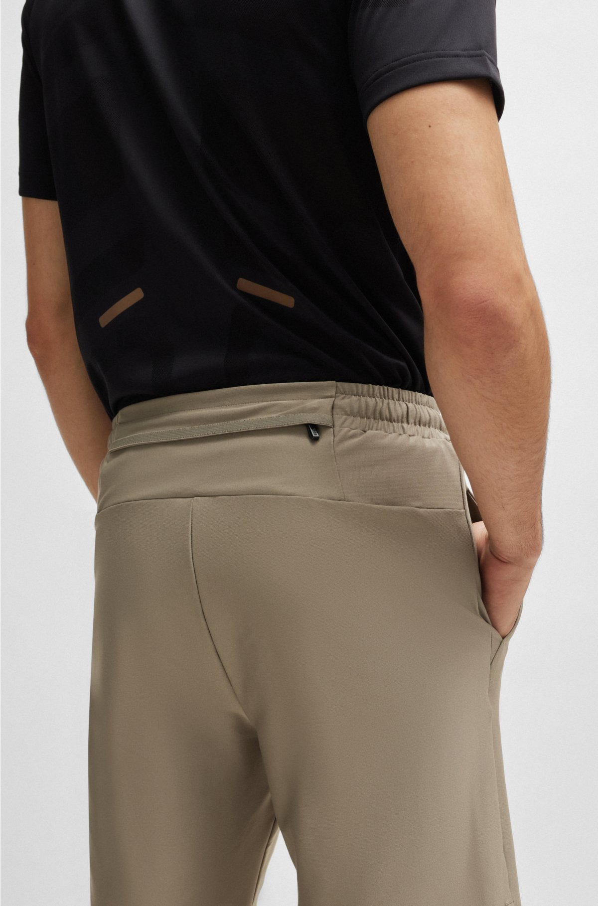 Quick-dry shorts with decorative reflective logo, Light Brown