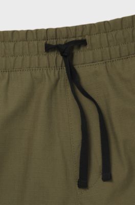 Structured-cotton shorts with drawstring and logo patch, Olive