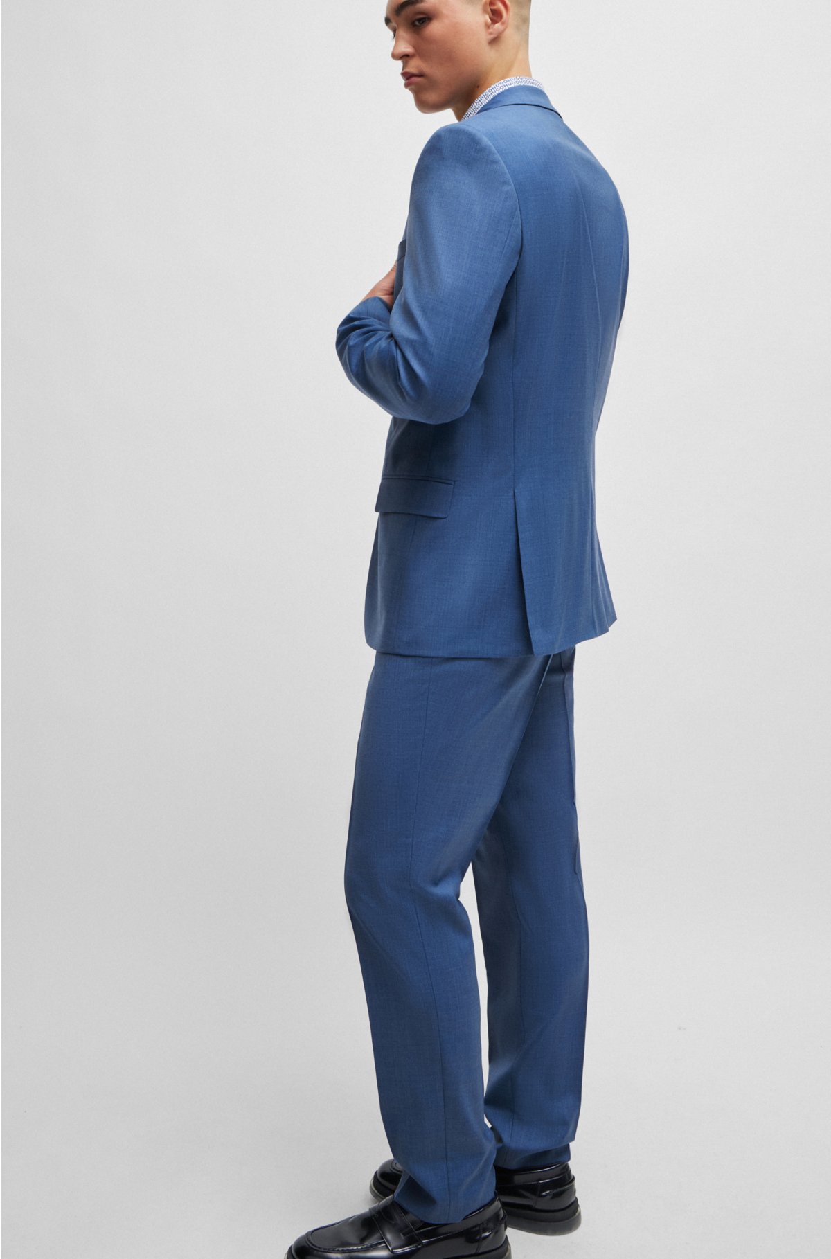 Slim-fit suit in virgin wool, Light Blue