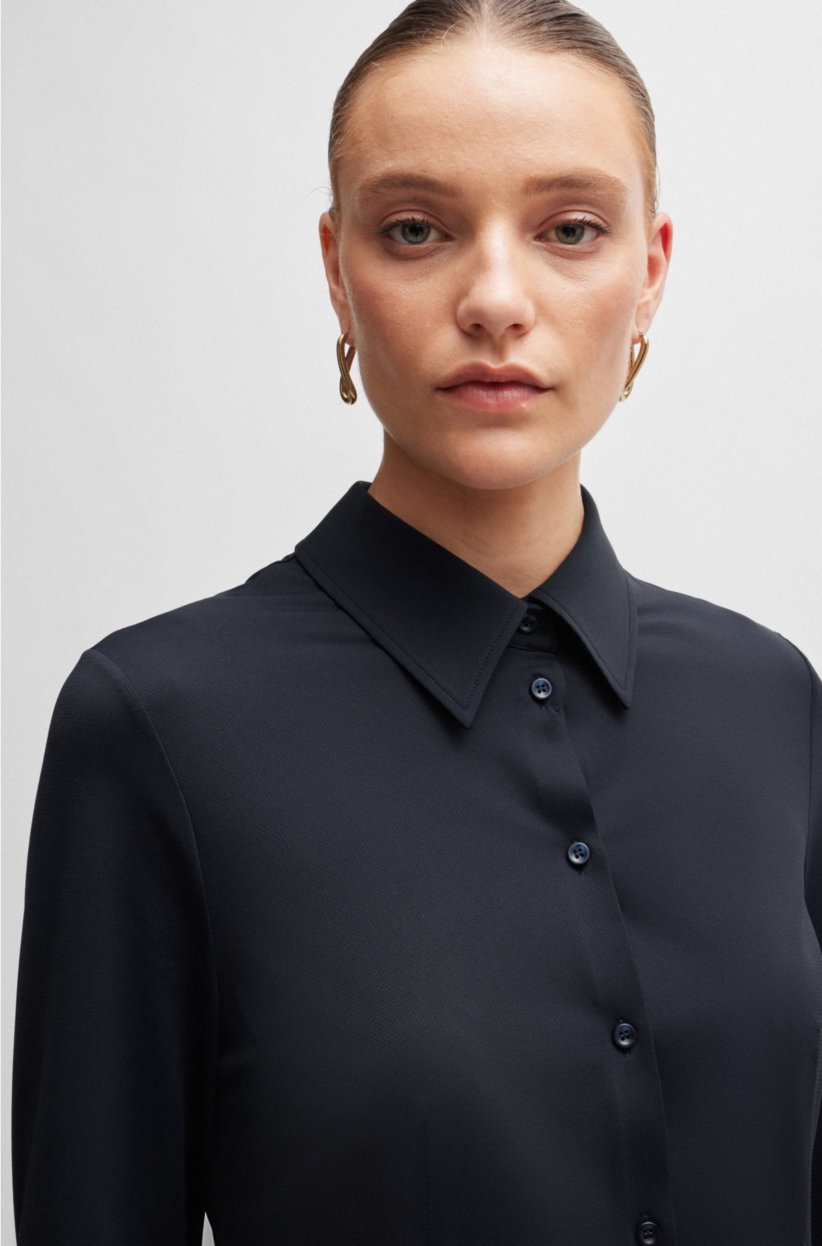 Extra-slim-fit blouse in Italian performance-stretch dobby, Dark Blue