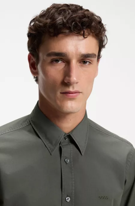 Regular-fit shirt in cotton poplin with embroidered logo