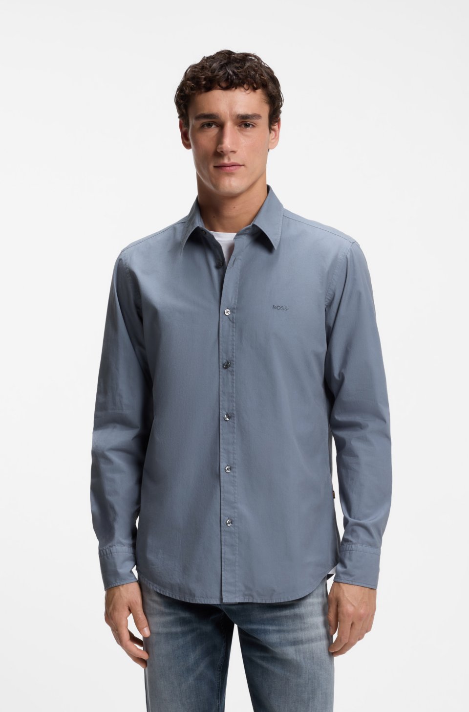 Regular-fit shirt in cotton poplin with embroidered logo