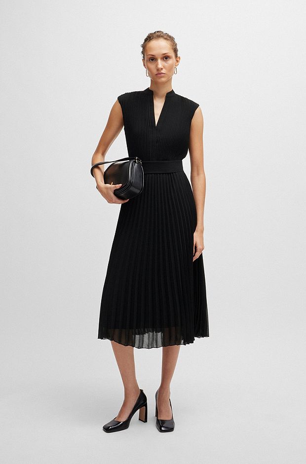 Plissé-crepe dress with notch neckline, Black