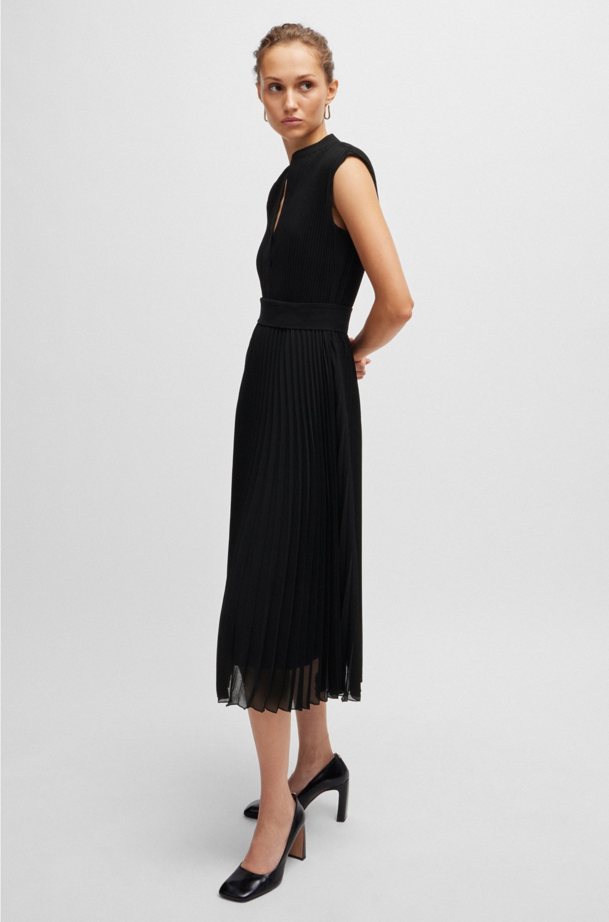Plissé-crepe dress with notch neckline, Black