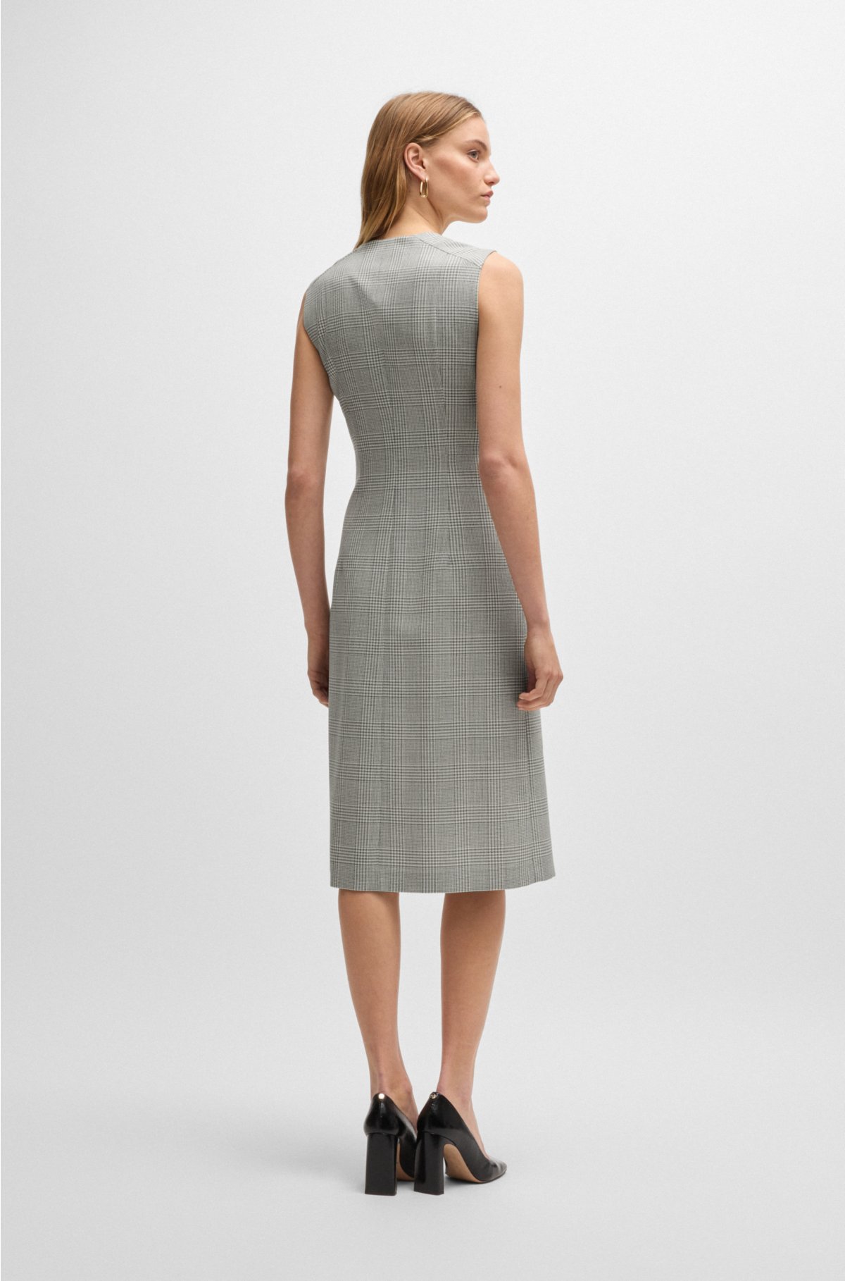 Wrap-front dress in checked virgin-wool crepe, Grey Patterned