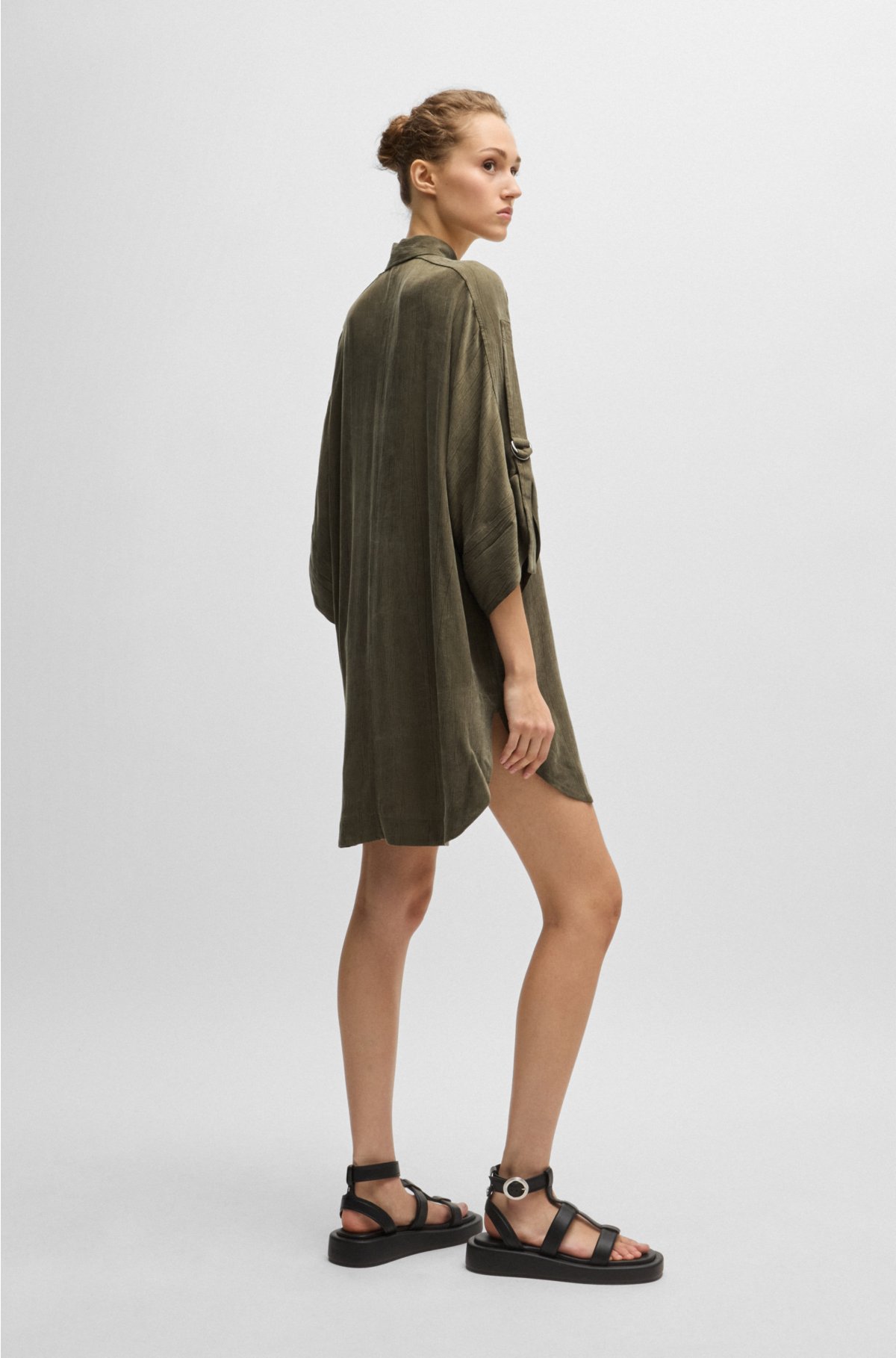 Relaxed-fit blouse with concealed closure, Dark Green