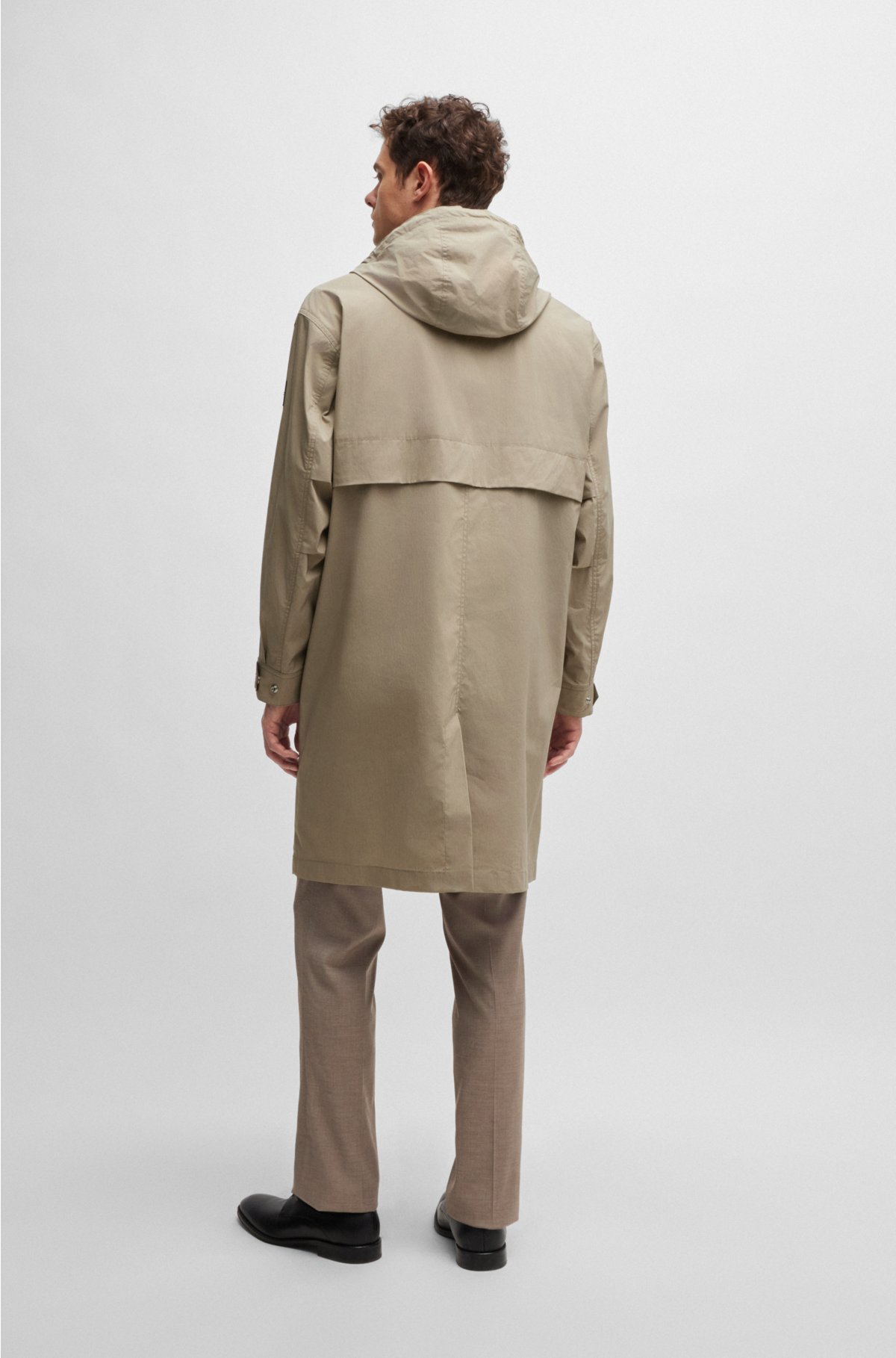 Water-repellent jacket in a paper-touch cotton blend, Beige
