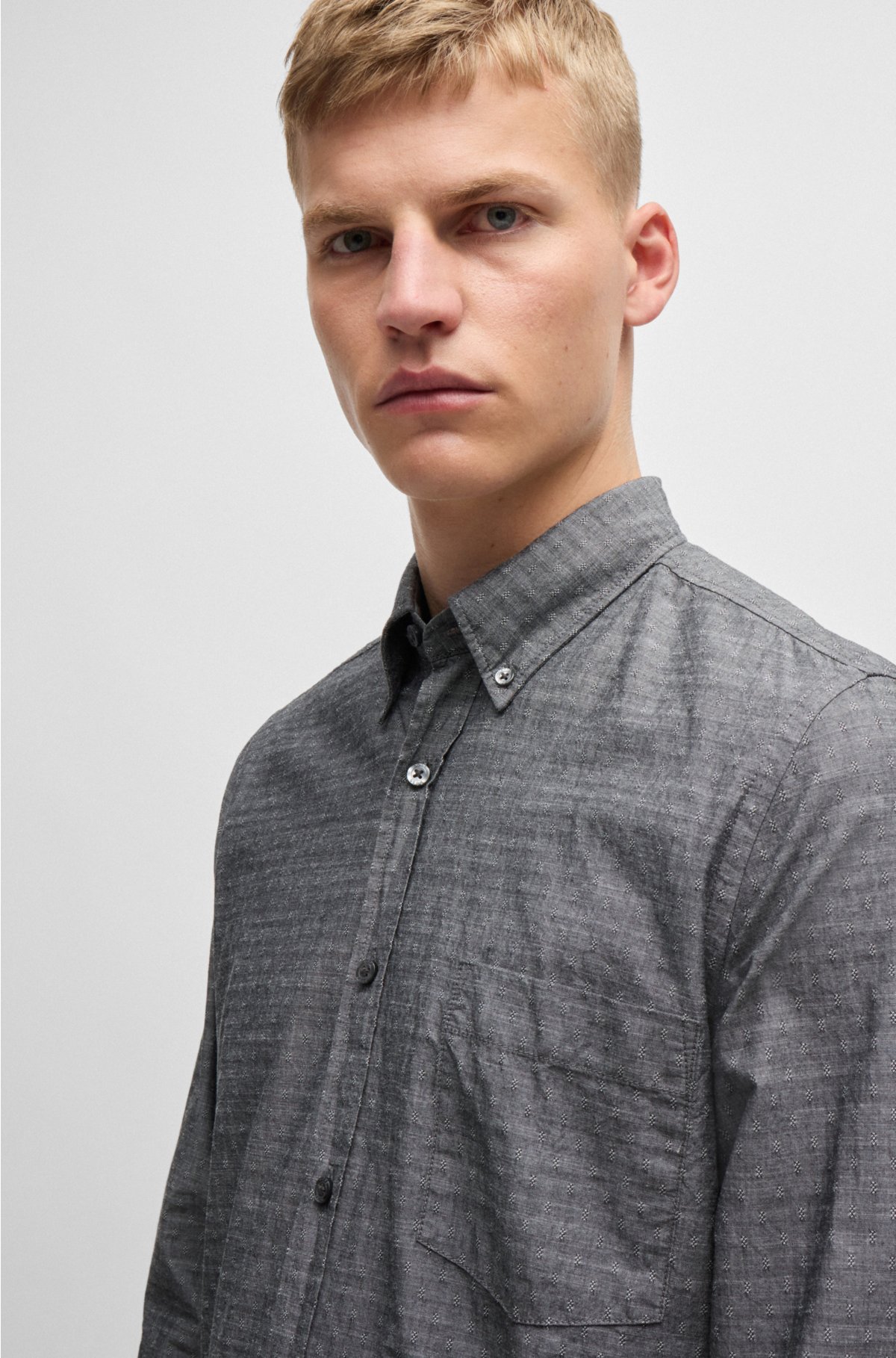 Button-down regular-fit shirt in cotton dobby, Black