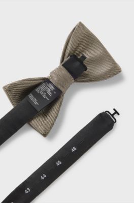 Pre-tied bow tie in a silk blend, Light Beige