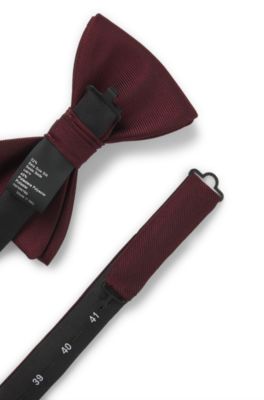Pre-tied bow tie in a silk blend, Dark Red