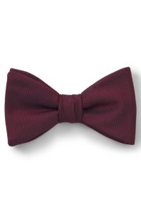 Pre-tied bow tie in a silk blend, Dark pink