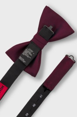 Pre-tied bow tie in a silk blend, Dark pink