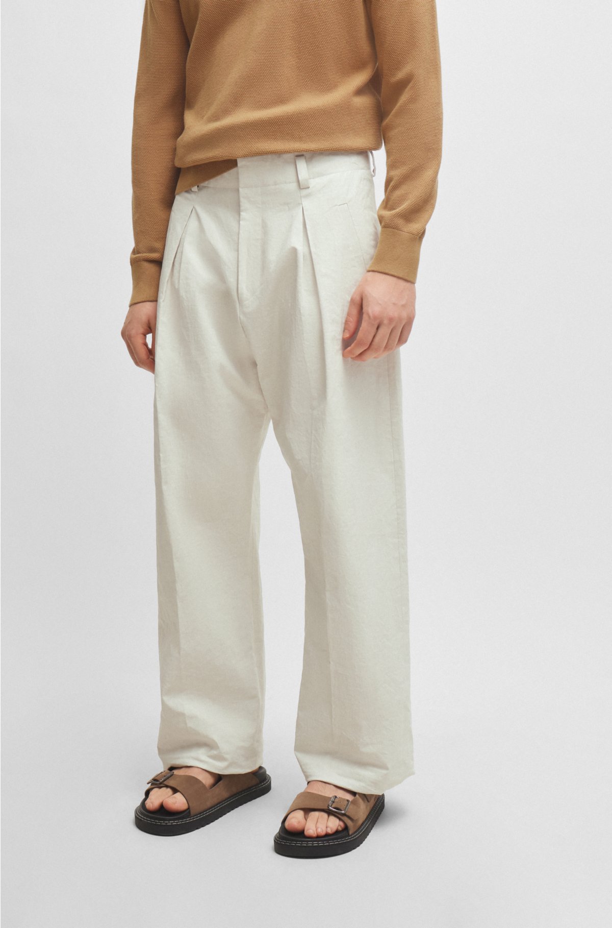 BOSS - Formal trousers with front pleats in fluid material