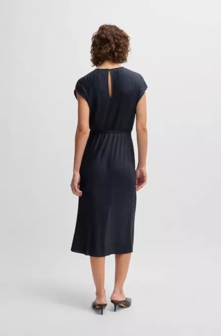 Belted sleeveless dress in high-shine plissé