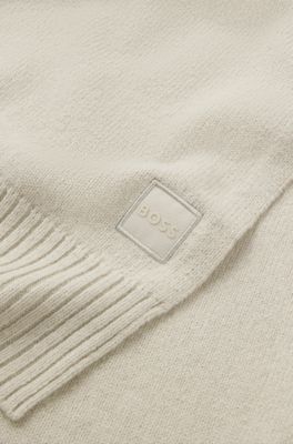 Ribbed-hem plain-knit scarf with woven logo badge, Light Beige
