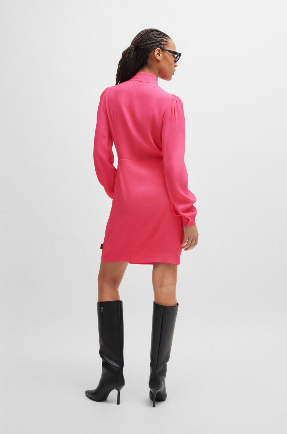 Long-sleeved dress in crepe fabric with bow neckline, Pink