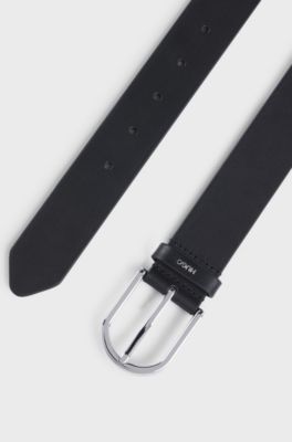 Ceinture en cuir avec passant logot&eacute;, Noir