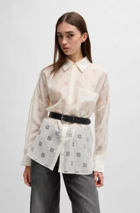 Ceinture en cuir avec passant logoté