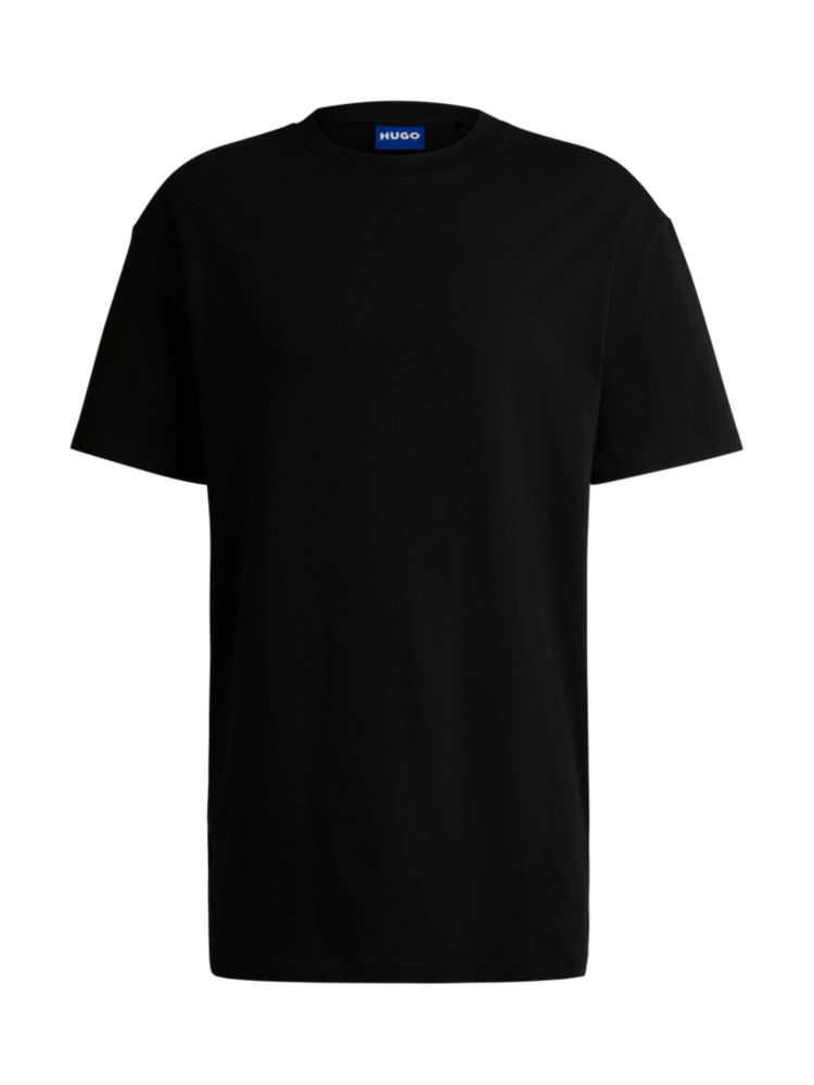 Artikel klicken und genauer betrachten! - HUGO T-Shirt-Kleid aus schwerer Baumwolle. Der Style mit Oversize-Passform ist mit einem Logo-Tape an den Seitennähten versehen. | im Online Shop kaufen