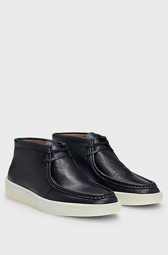 Grained-leather desert boots with debossed logo, Dark Blue