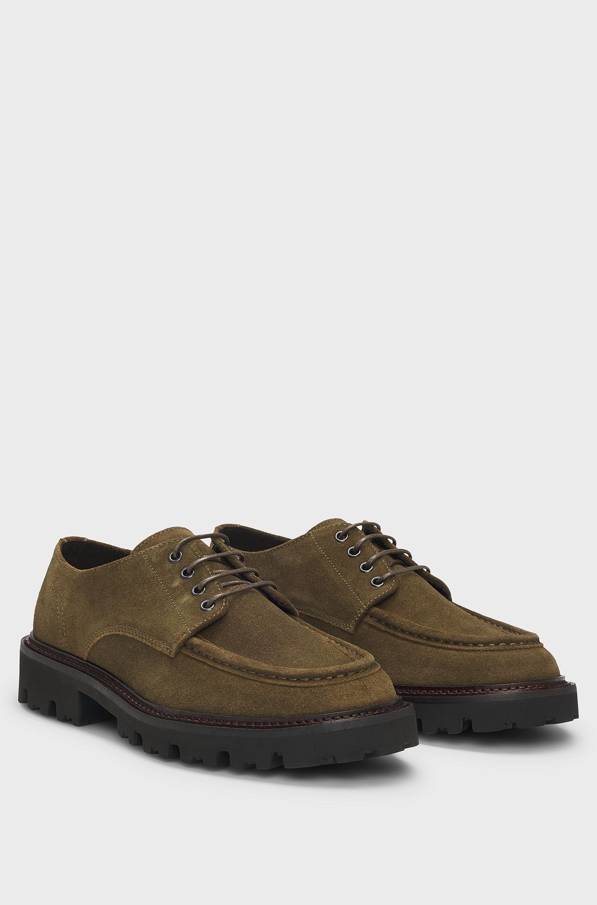 Derby shoes in suede with apron toe, Dark Green