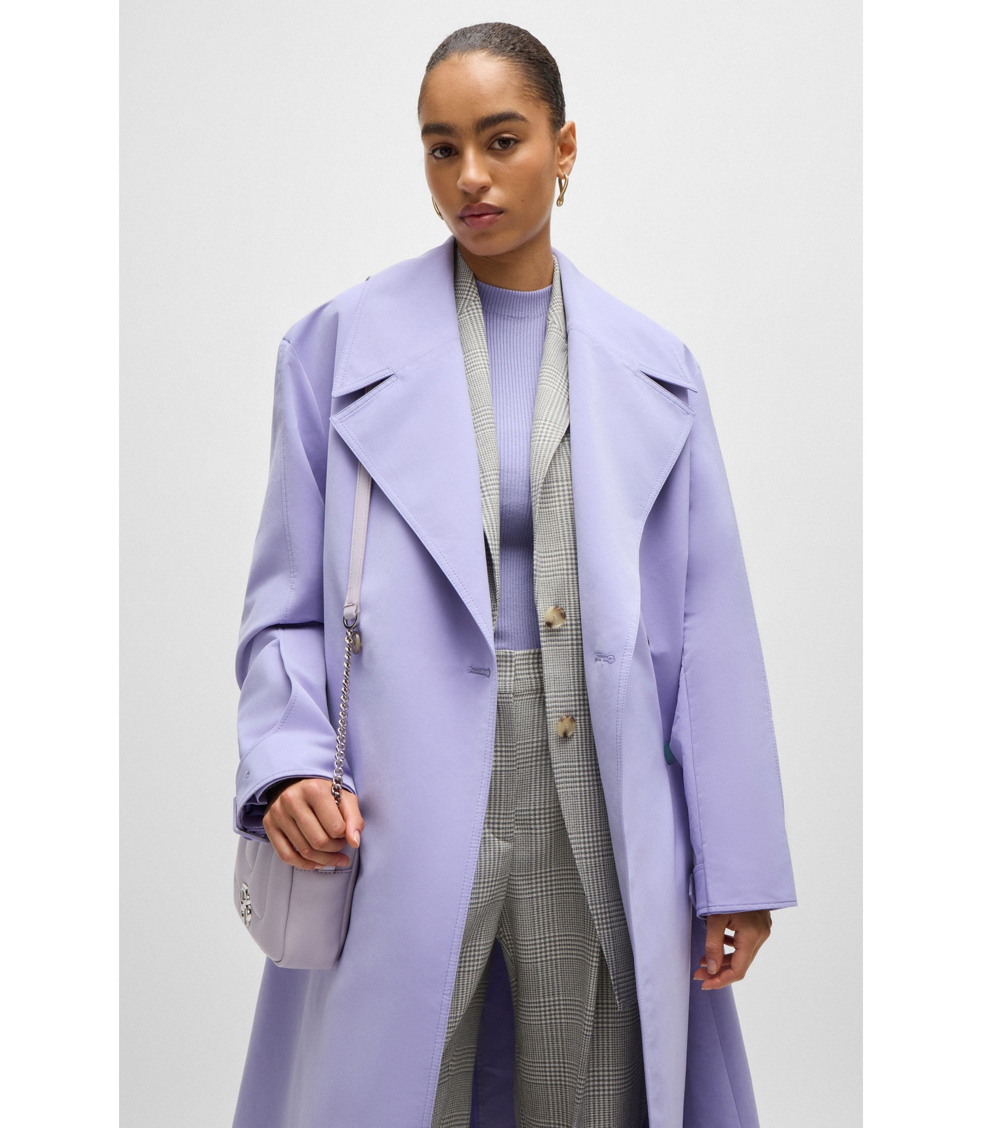 極美品 48サイズ HUGO BOSS リバーシブル キルティングダウン 極美品 48サイズ HUGO BOSS リバーシブル キルティングダウン