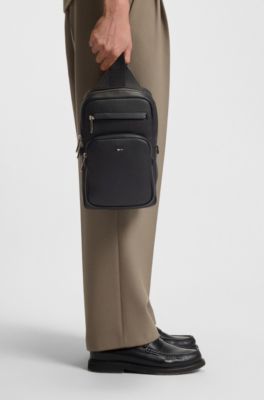 One-shoulder backpack in grained faux leather, Black