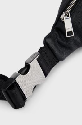 G&uuml;rteltasche aus Kunstleder mit Logo-Pr&auml;gung, Schwarz