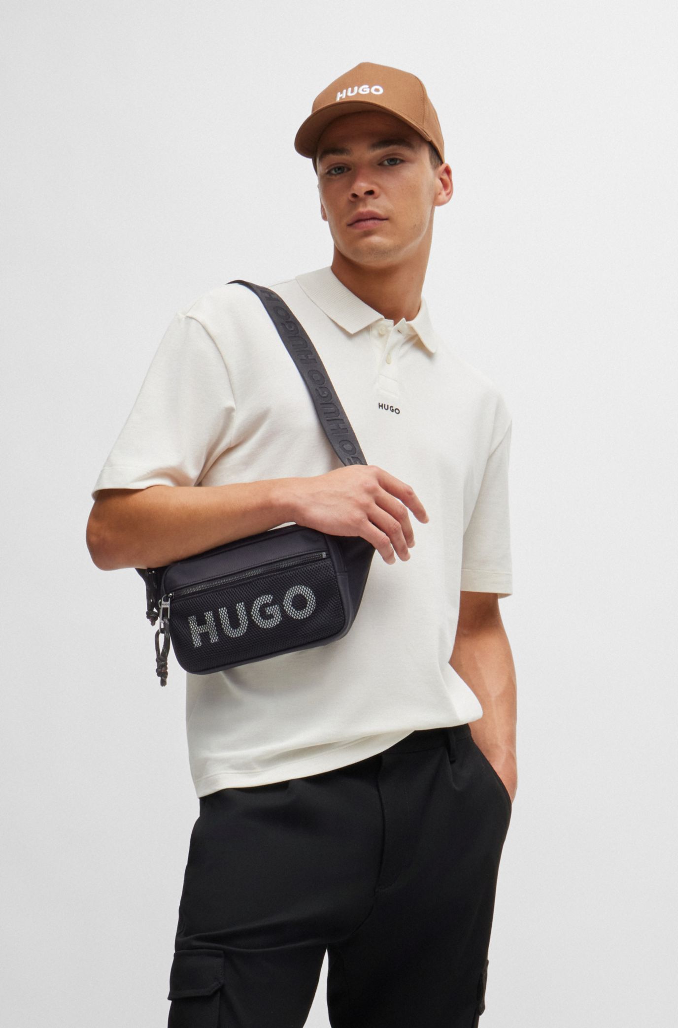 HUGO ベルトバッグ コントラストロゴ＆メッシュオーバーレイ HUGO - ベルトバッグ コントラストロゴ＆メッシュオーバーレイ