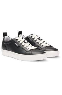 Sneakers aus Kunstleder mit Cupsohle und Logo-Etikett, Schwarz