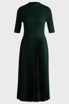 Cropped-sleeve dress with pliss&eacute; skirt, Dark Green