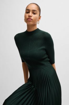 Cropped-sleeve dress with pliss&eacute; skirt, Dark Green