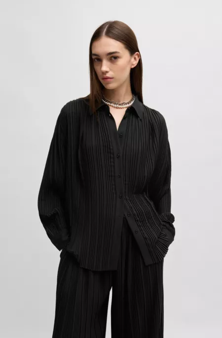 Regular-fit blouse in plissé crepe